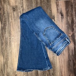 Bridge by gly Flared-Leg Jeans Size 28